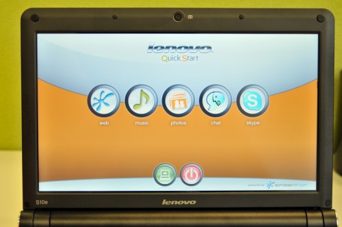 Lenovo 全新的《Quick Start》介面，由開機至「使用」只需數秒。