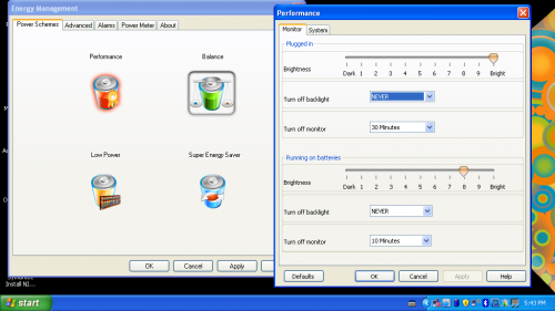 Lenovo 自家研發的《Energy Management》，用家可自設電源管理方案。