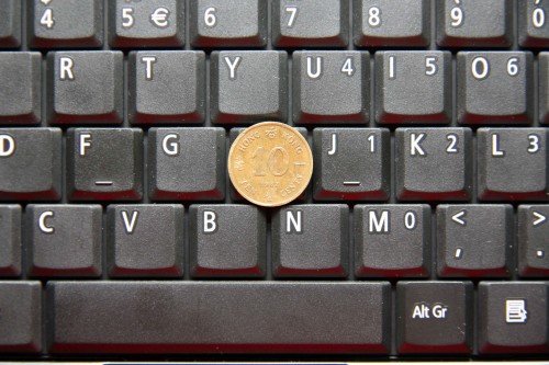 形象化一點：約為一個一毫硬幣般大小。