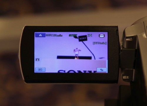 可見即使機械人十分細小,而且距離十分遠,但仍能清晰攝入,十分令人意外。 可見即使機械人十分細小,而且距離十分遠,但仍能清晰攝入,十分令人意外。