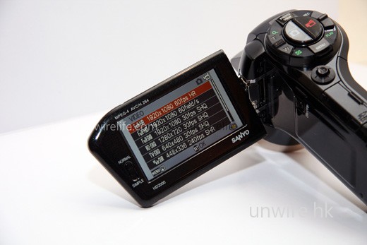 HD-2000 支援的 1,080p 高清攝錄,最高幀數可達 60fps。 HD-2000 支援的 1,080p 高清攝錄,最高幀數可達 60fps。