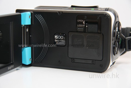 就連記憶卡插槽及其他端子亦加上防水蓋...... 就連記憶卡插槽及其他端子亦加上防水蓋......