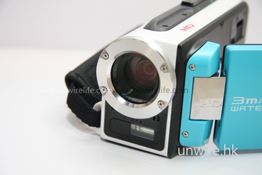 就連鏡頭位亦明顯作出了加固,以防入水。 就連鏡頭位亦明顯作出了加固,以防入水。